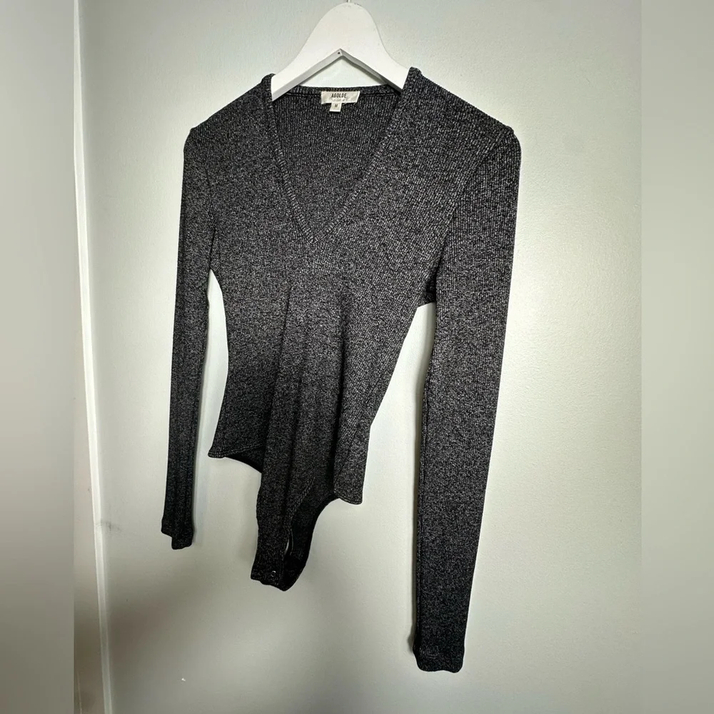 AGOLDE Tavi Mélange Rib Knit V Neck Sexy Bodysuit Size Medium - Picture 7 of 13